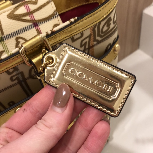 COACH WOMEN'S HERITAGE TATTERSALL GRAFFITI PURSE - Picture 3 of 6